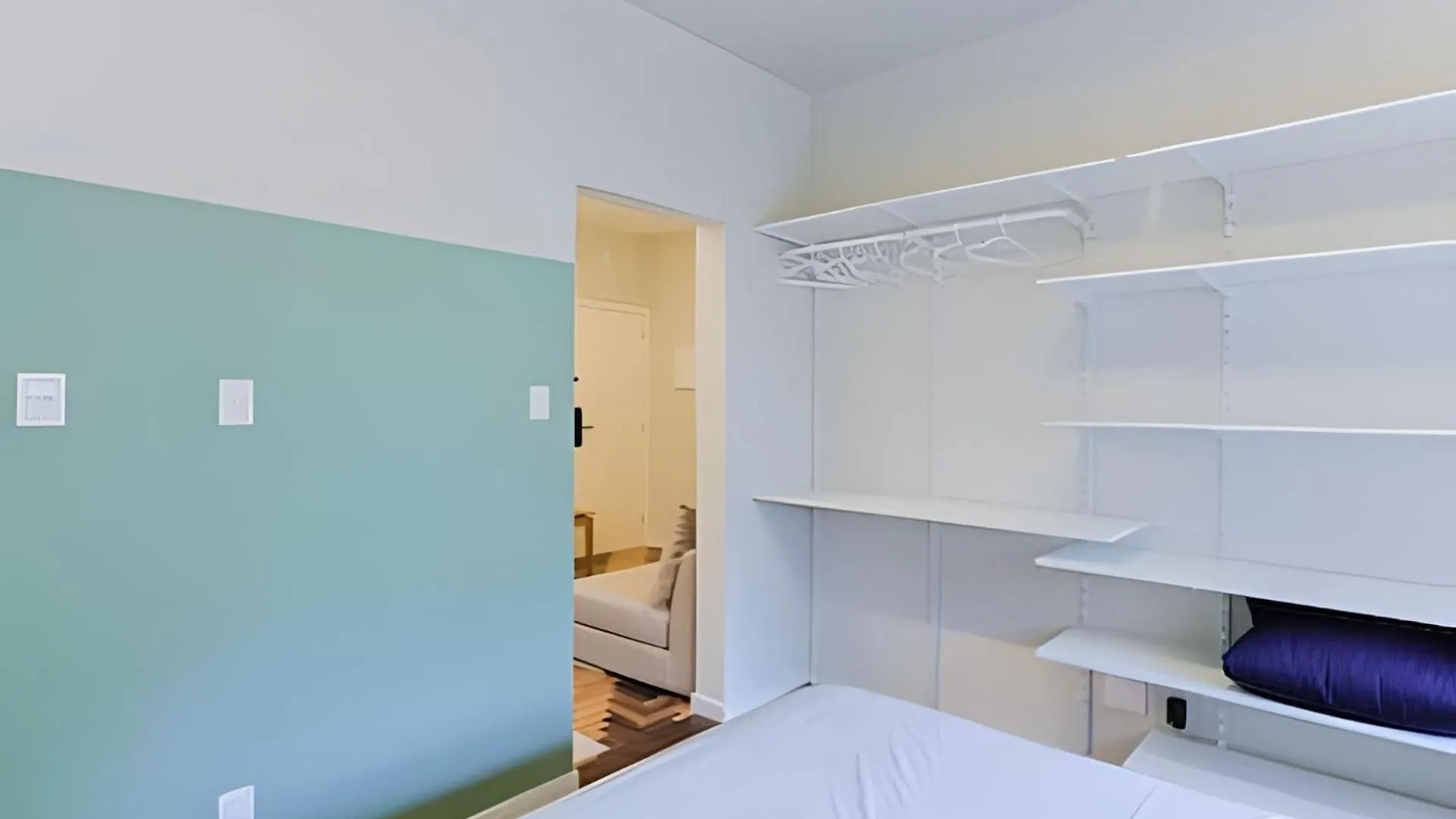 Estudio Elegante No Centro Флорианополис 0*,  Бразилия